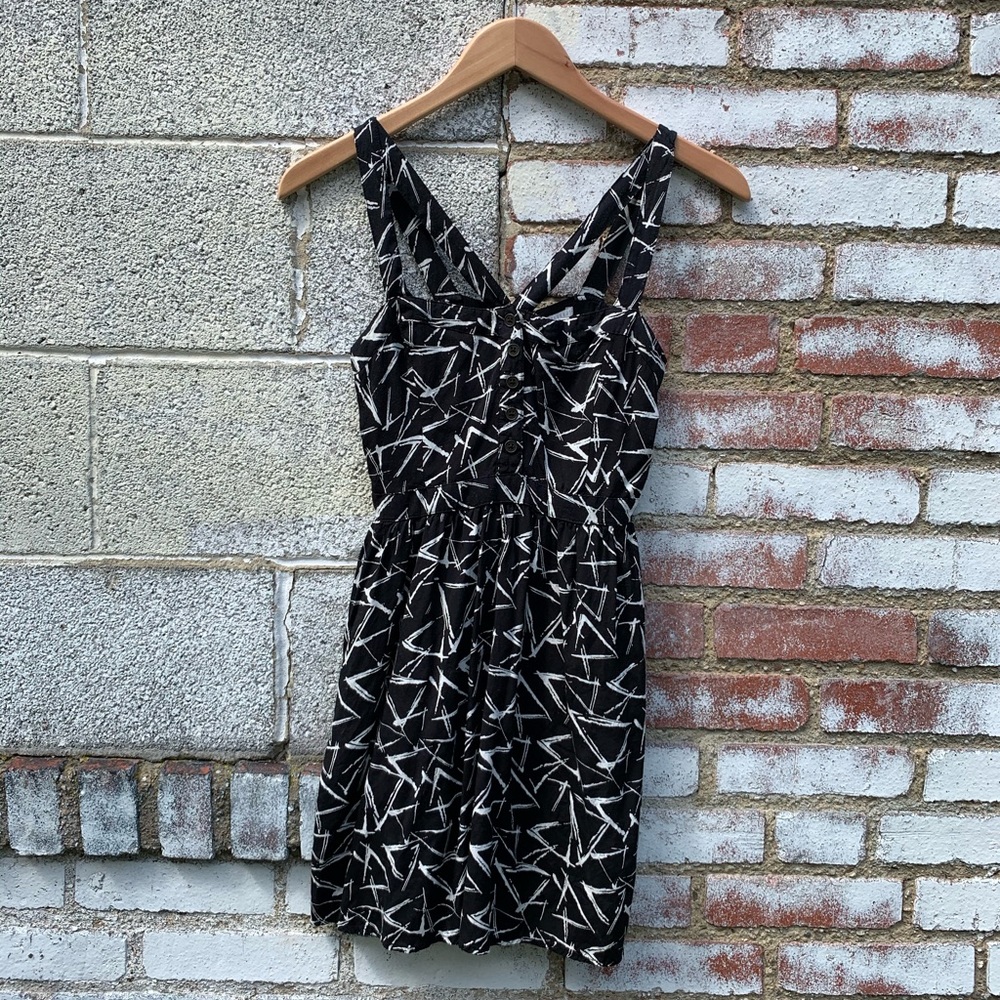 Forever 21 Strappy Printed Dress POCKETS!